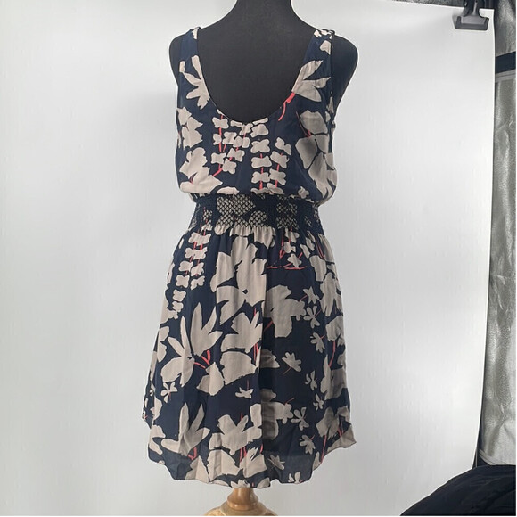 Aritzia Babaton dress 100% silk floral stretch waist summer light weight sz xs - Picture 12 of 14